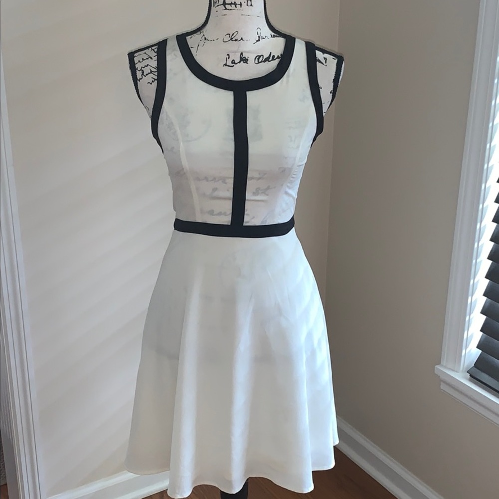Altar’d State cream & black dress small